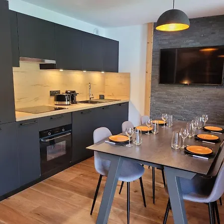Duplex Neuf Et Cosy Avec Terrasse * Ле-Гет